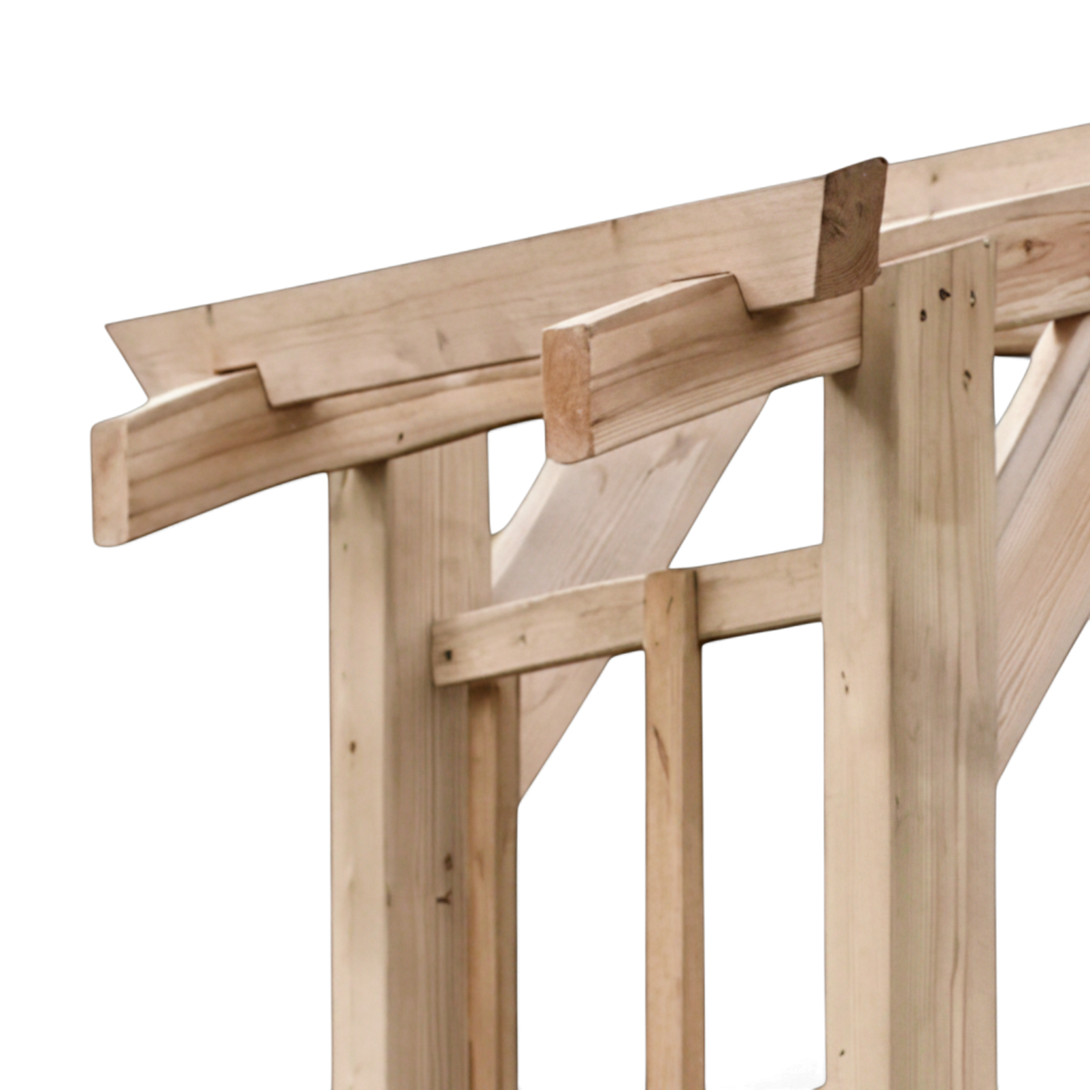 Detail der Dachbalken und Kopfbänder an der Holz Pergola Elspe