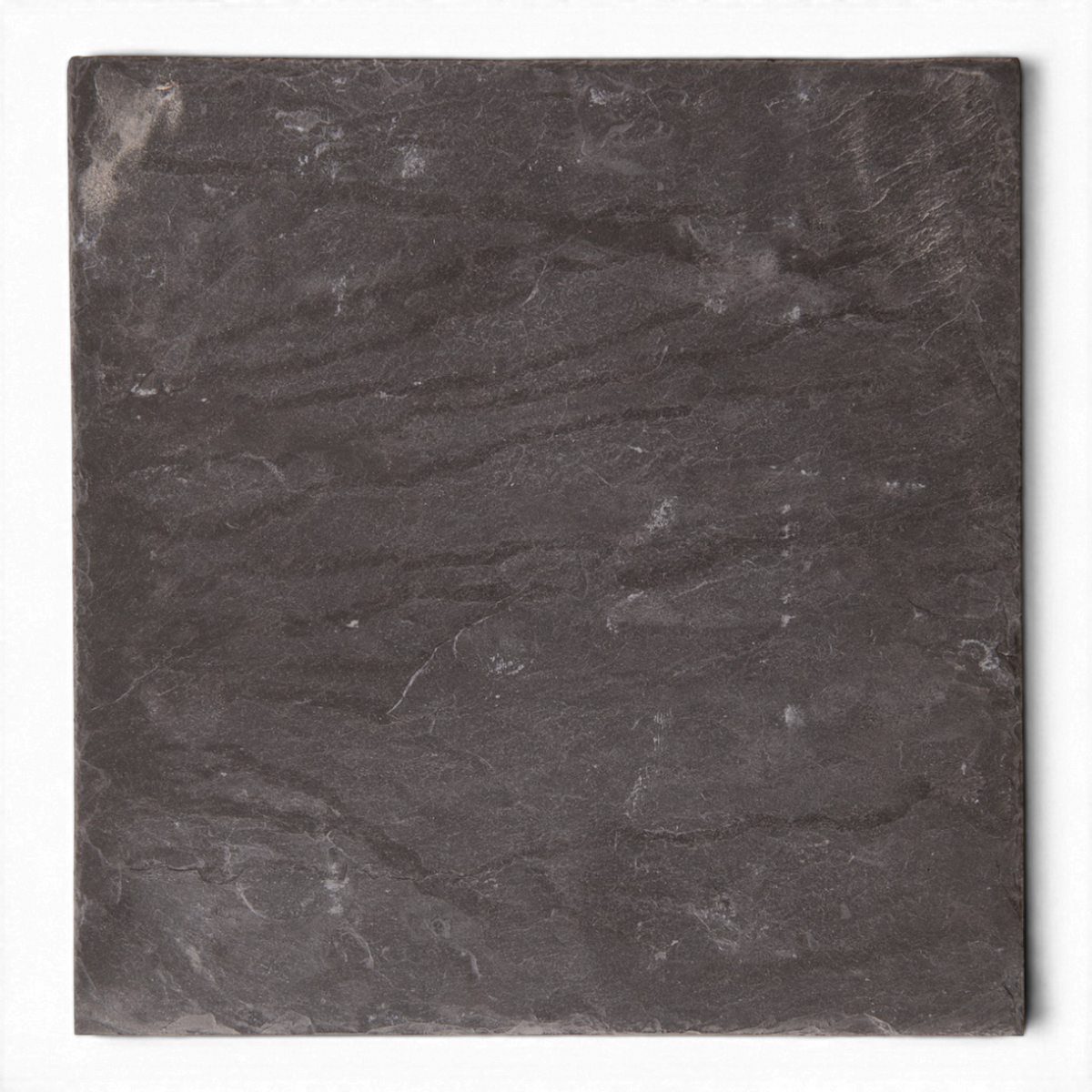 Schieferplatte von ANTE NEO, quadratische dunkelgraue Naturschieferplatte mit strukturierter Oberfläche, Freisteller