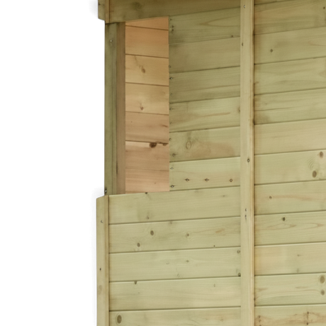 Seitenwand aus Holzprofilen mit Fensteröffnung am Kinderspielhaus
