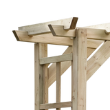 Detail der überstehenden Dachbalken mit Kopfband an der Pergola Marpe