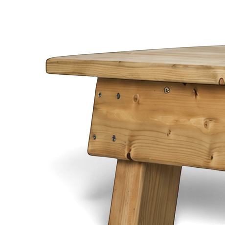 Ecke der Tischplatte mit Zarge des Partytischs Wildewiesetal, Detail