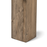 Kantiges Bein des lasierten Hochbeets aus Holz, Detail