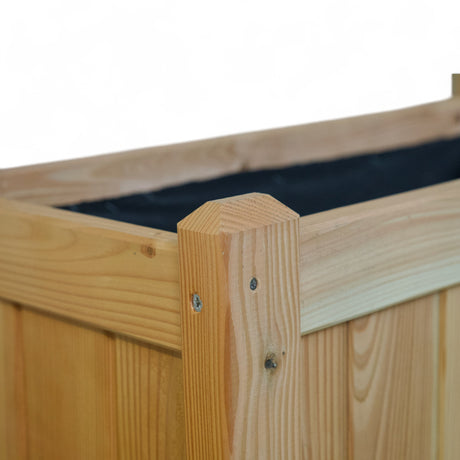 Detail der Kastenecke mit Pfosten und Folie am Pflanzkübel Elpe