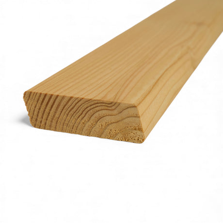 Rhombusleiste mit schrägen Kanten als Profilholz für Holzfassaden, Freisteller