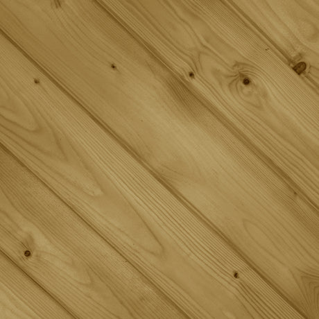Diagonale kesseldruckimprägnierte Bretter mit Ästen am Sichtschutz Hemberg
