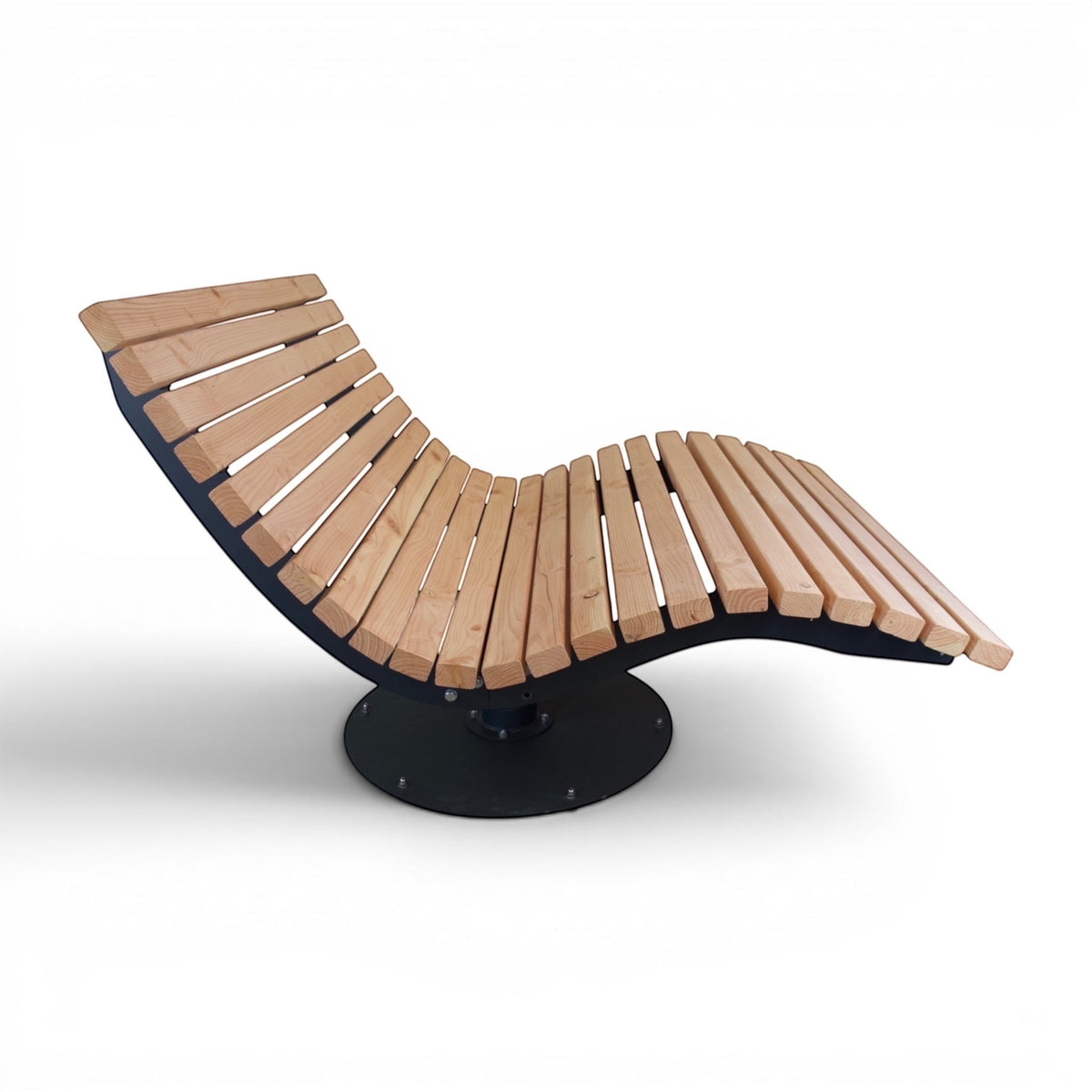 Waldsofa Bergpfad in Seitenansicht mit ergonomisch geformter Liegefläche