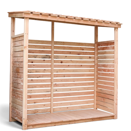 Leeres Holz Kaminholzregal mit Lattenrückwand, Seitenwänden und Dach, Freisteller
