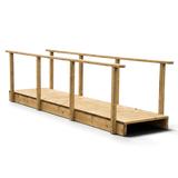 Gerade Brücke Brachtpetal kesseldruckimprägniert, Holzbrücke mit beidseitigem Geländer, Freisteller