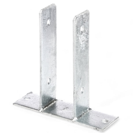 Zwei U Pfostenträger aus Metall mit Bodenplatte zum Aufschrauben, Freisteller